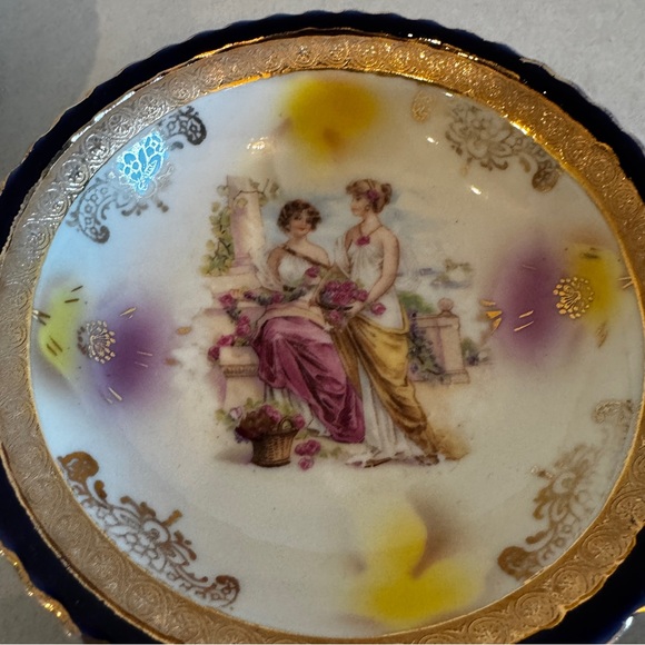 Germany Porcelain Pair Of 5 Blue And Gold Gilt Plates Grecian Small 5" in Size - Picture 6 of 8